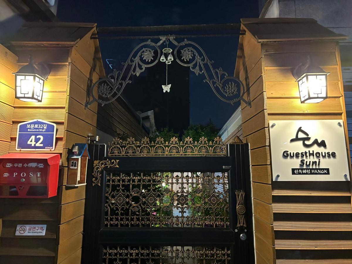 Hanok Guesthouse Suni Seul Esterno foto